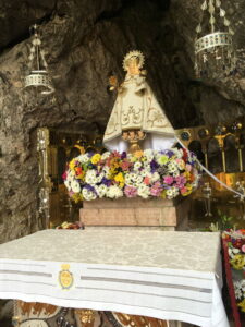 Santina de Covadonga